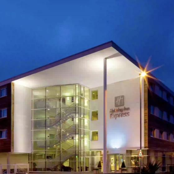 Holiday Inn Express Chester SQUARE