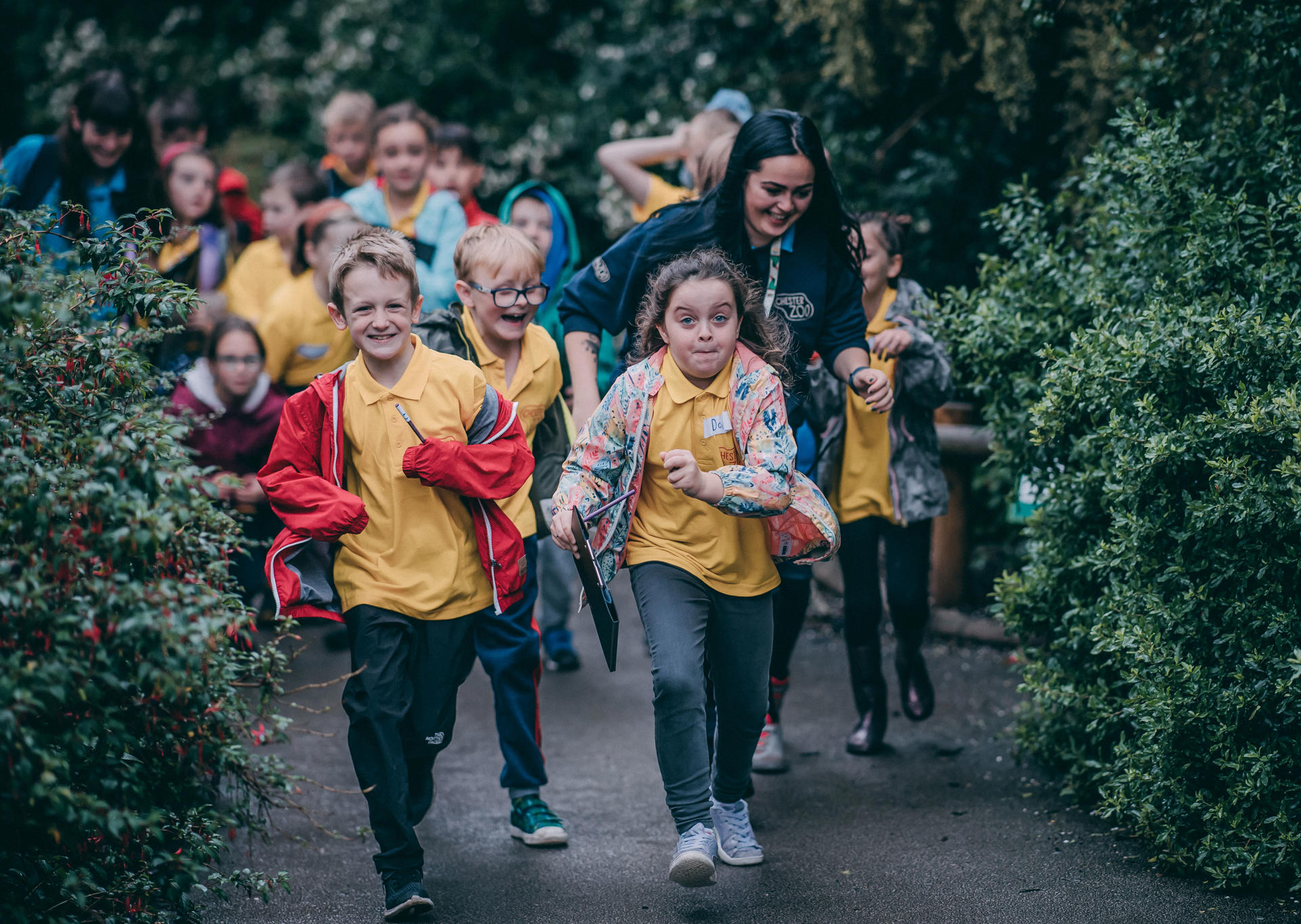 School Trip Zoo Kids Running