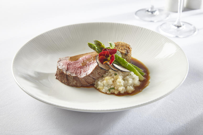 THE SQUARE Plated Food