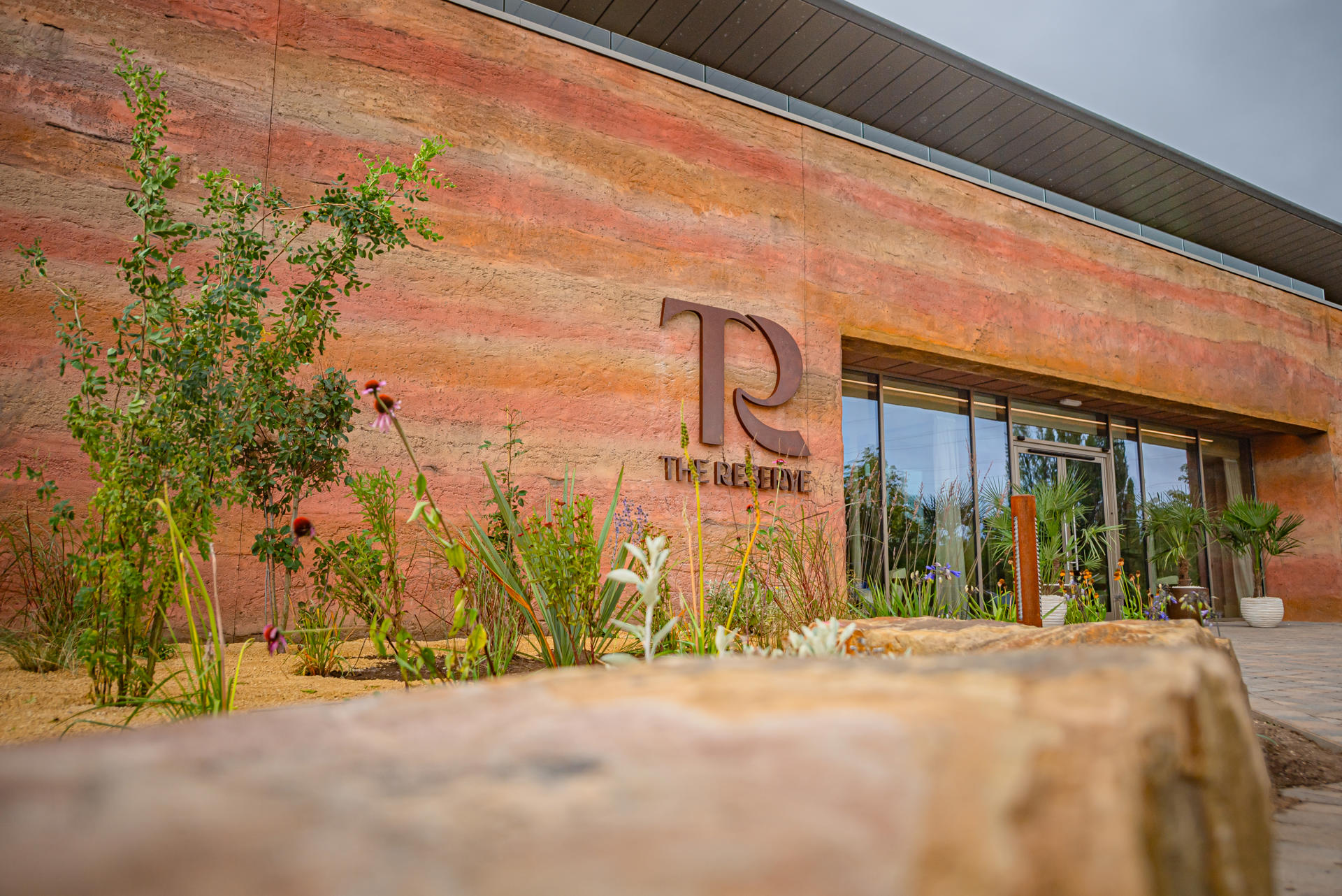 Thereserve2 25